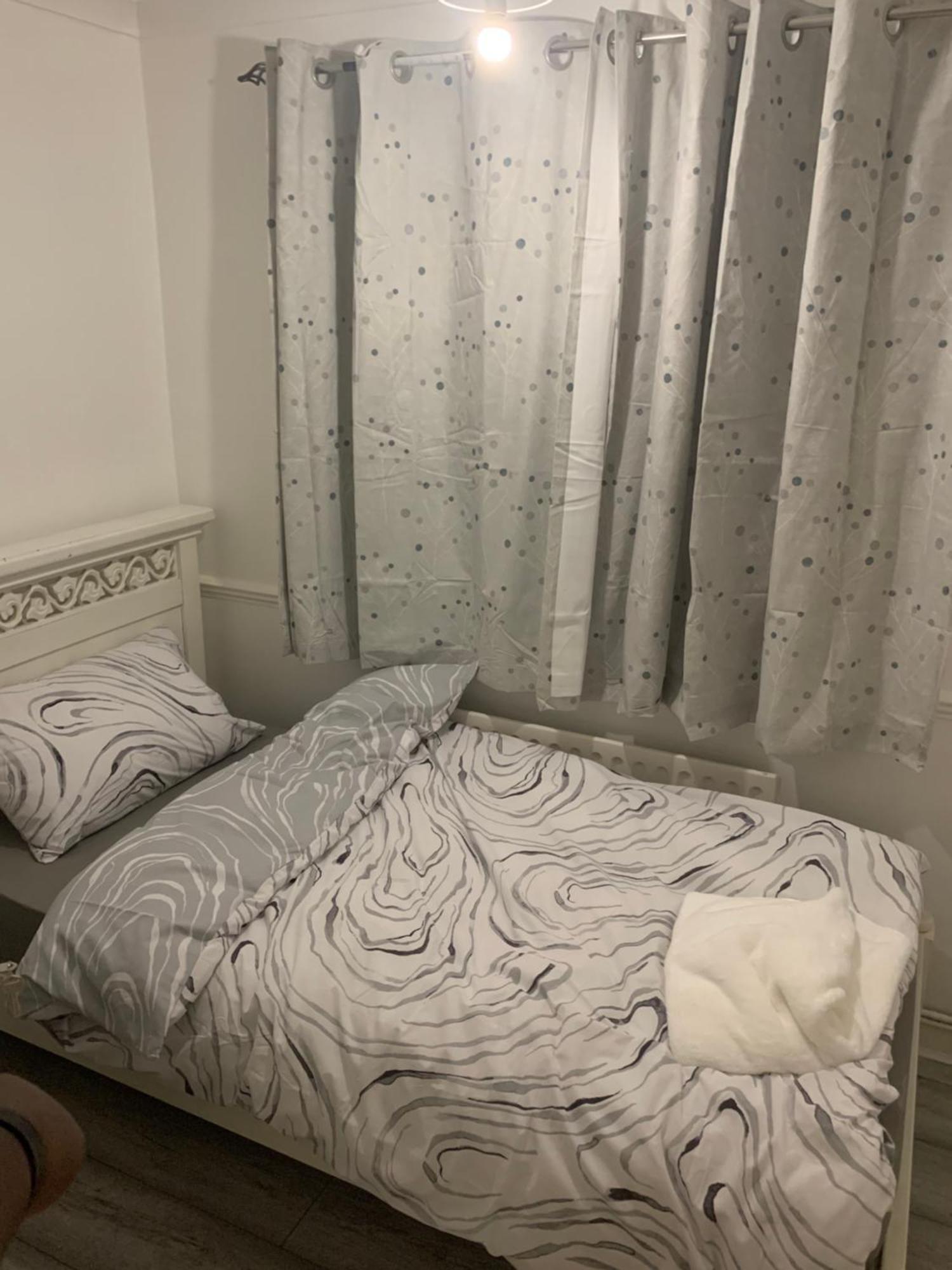 At Apex House Single Room Horndon-on-the-Hill 外观 照片